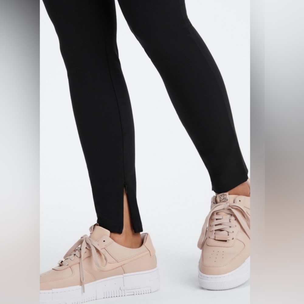 Fabletics Ponte Skinny Zip-Split Pant Size M/8 Bl… - image 3
